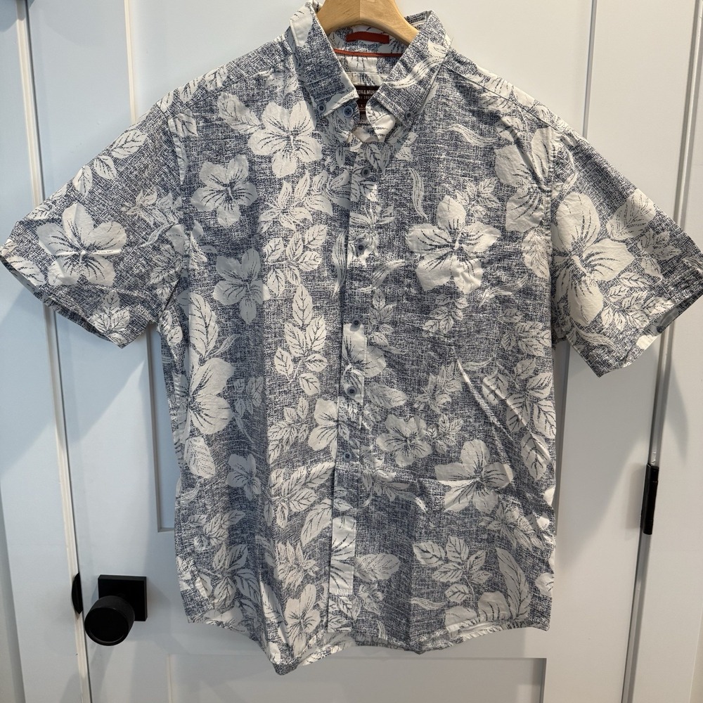 Johnston & Murphy Mens L Blue White Hibiscus Hawaiian Tropical Shirt 100% Cotton